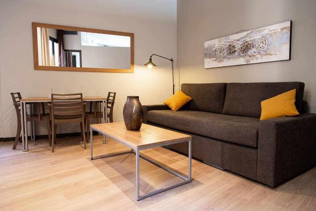 Inspired By Enjoyapartments Barcelona Zimmer foto