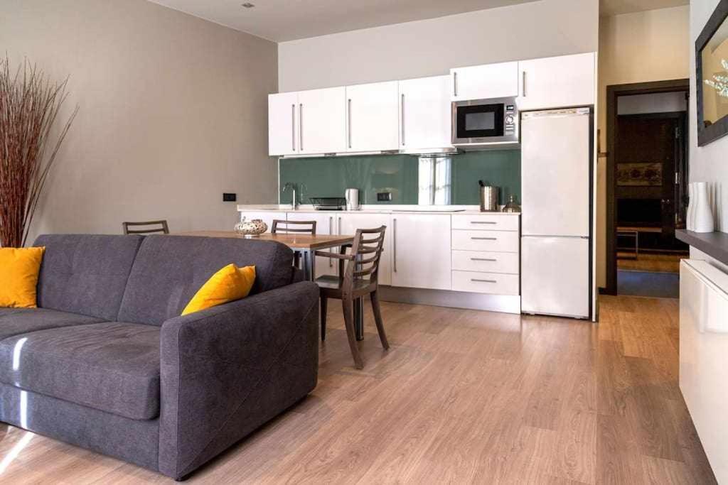 Inspired By Enjoyapartments Barcelona Zimmer foto